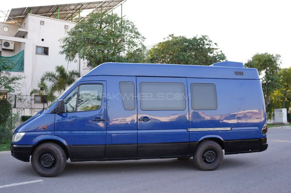 Mercedes Benz Sprinter 2006 for Sale in Lahore Image-1