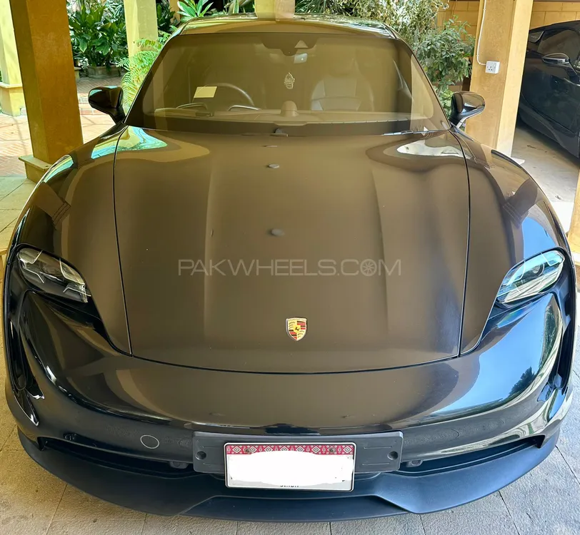 Porsche Taycan 2022 for Sale in Karachi Image-1