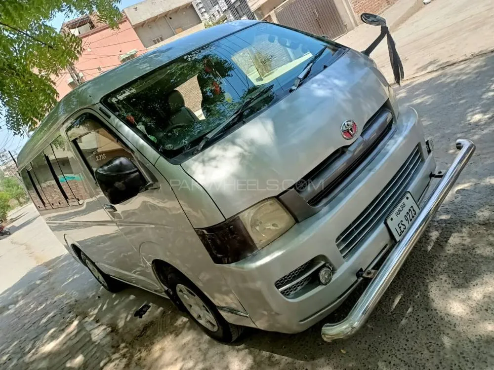 Toyota Hiace 2004 for sale in Faisalabad | PakWheels