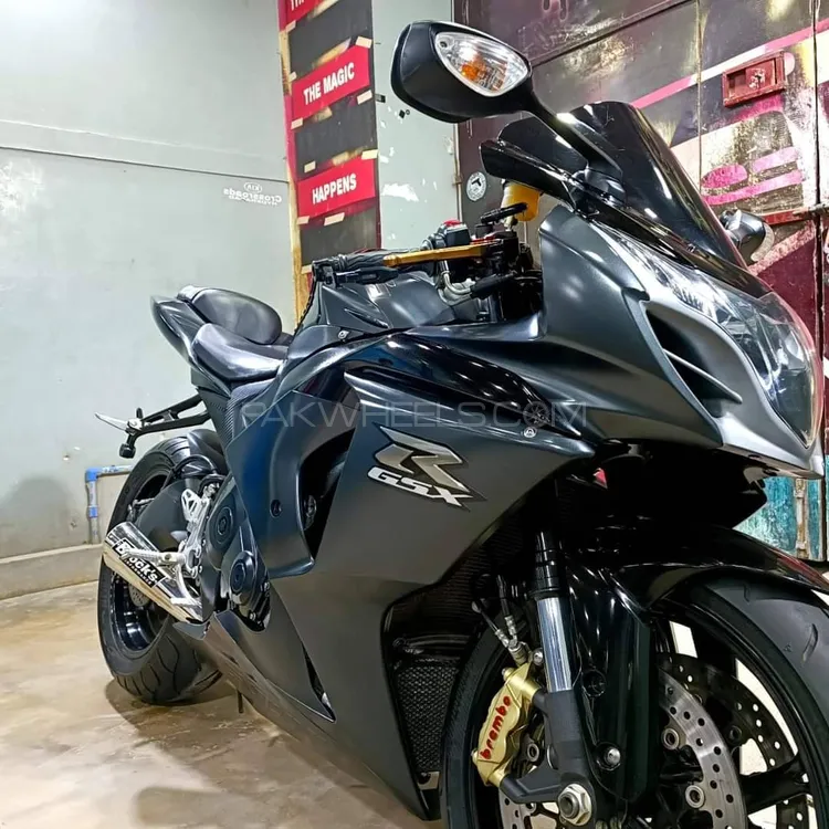 Used Suzuki GSX R1000 2012 Bike for sale in Hyderabad 475035