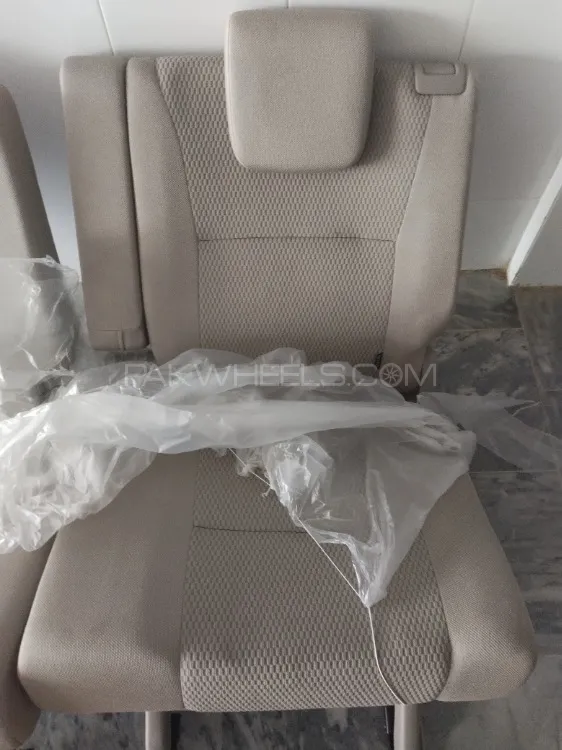 Sofa Seat with Belts Suzuki Every Wagon 2019 Image-1