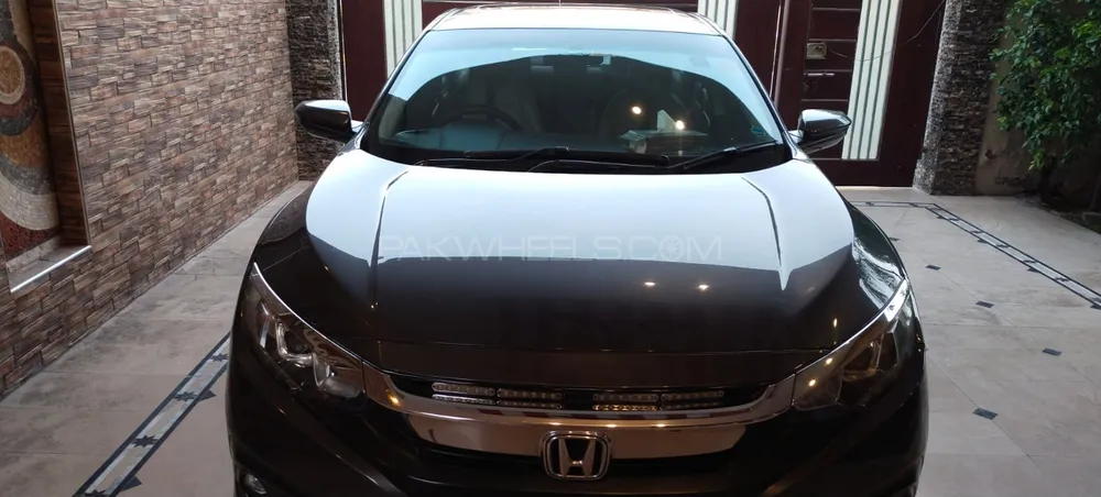 Honda Civic 2016 for Sale in Faisalabad Image-1