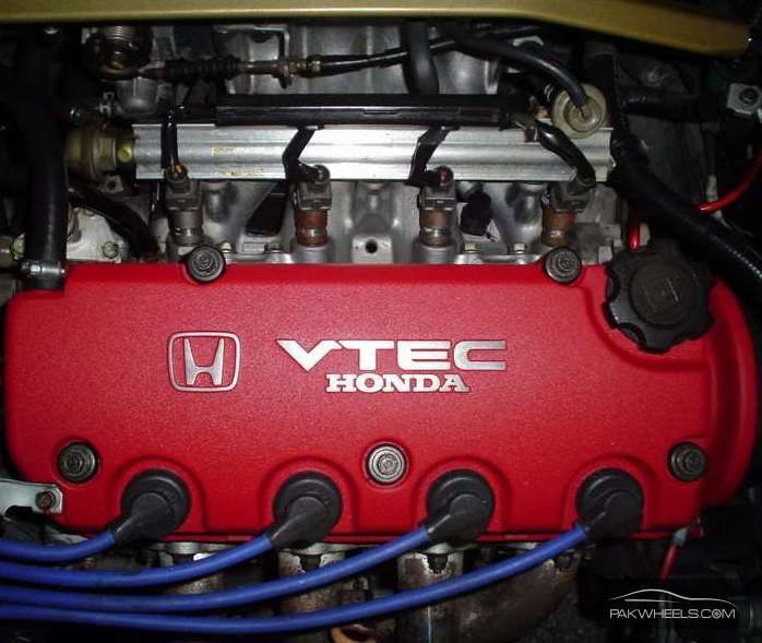 VTEC Honda Tapet Cover D15b in Red Image-1