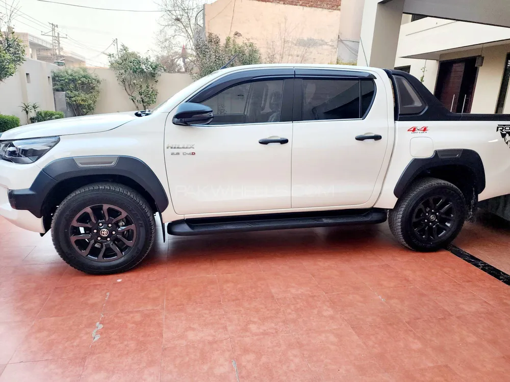Toyota Hilux 2022 for Sale in Multan Image-1