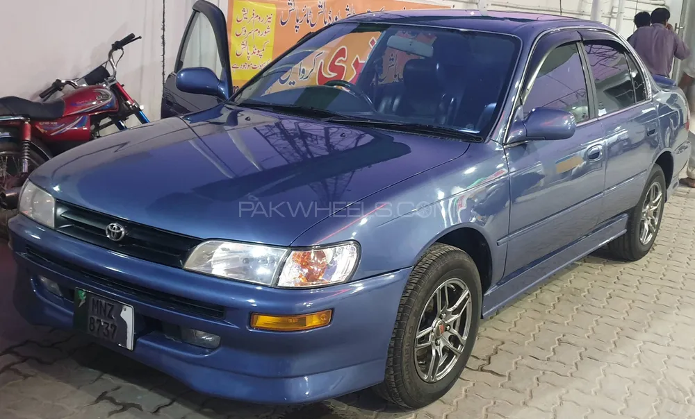 Toyota Corolla 2001 for Sale in Multan Image-1