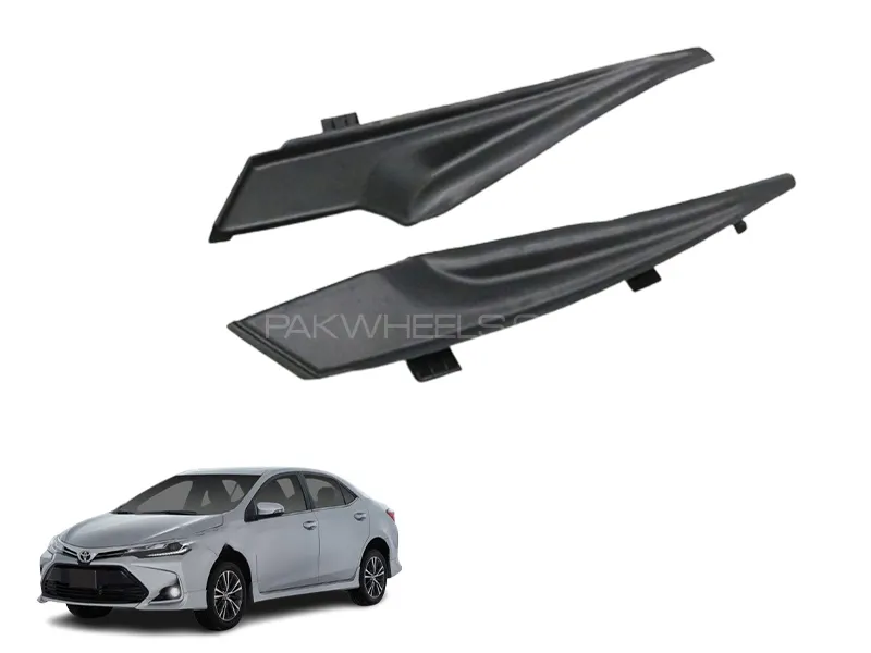 Toyota Corolla 2015-2023 Windscreen Wiper Corner Cover  - RH Image-1