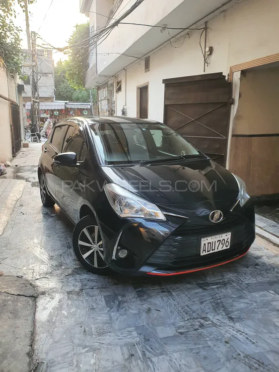 Toyota Vitz 2018 for Sale in Lahore Image-1