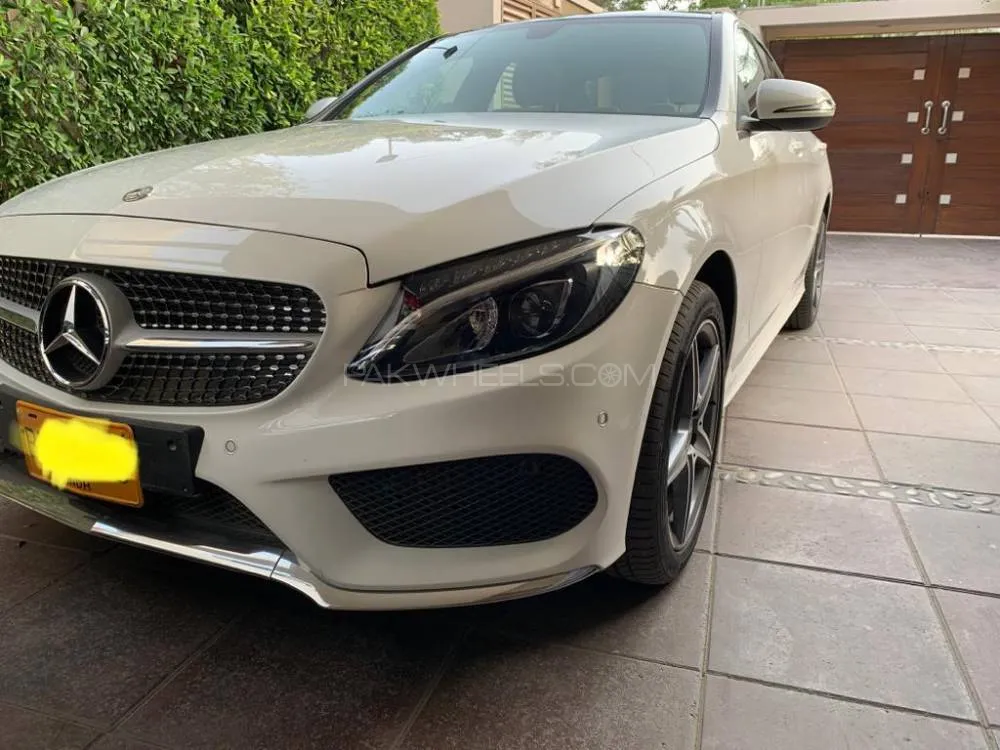 Mercedes Benz C Class 2018 for Sale in Karachi Image-1