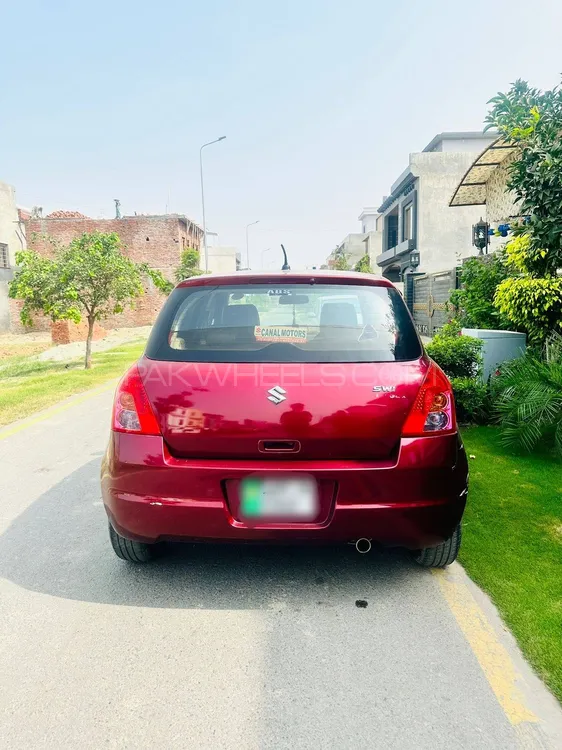 Suzuki Swift 2013 for Sale in Lahore Image-1