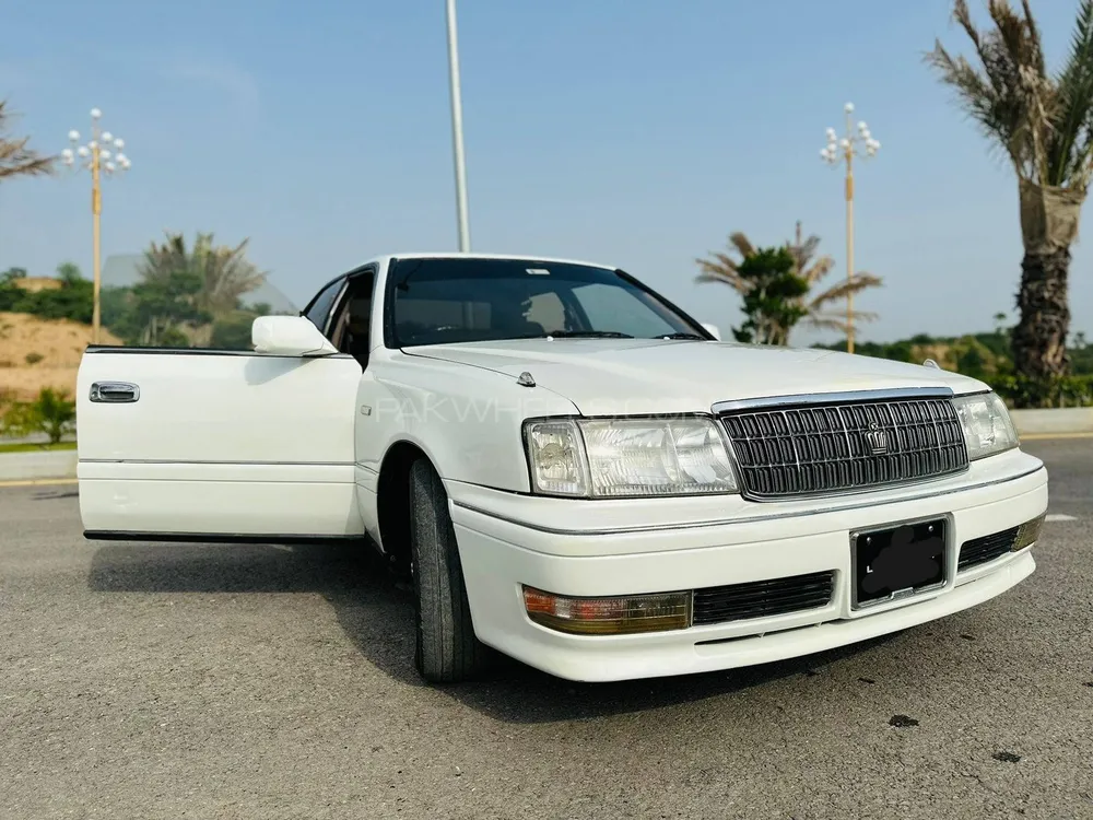 Toyota Crown Royal Saloon 1998 for sale in Islamabad | PakWheels