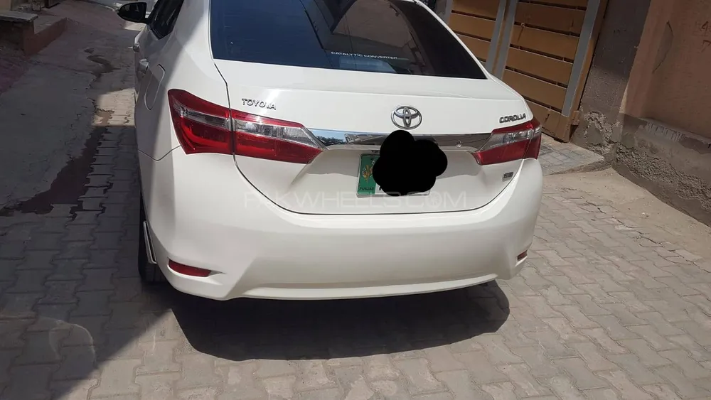 Toyota Corolla 2017 for Sale in Sargodha Image-1