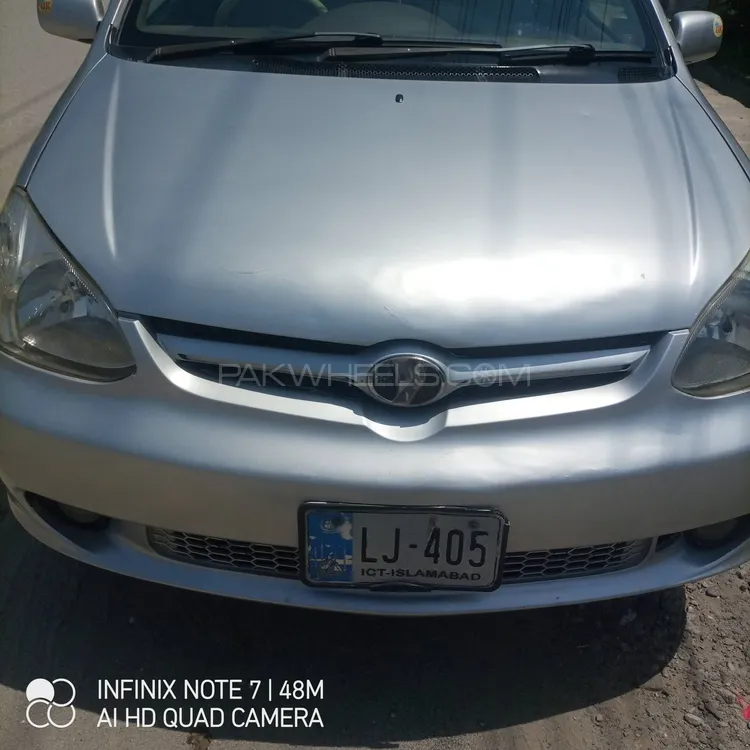 Toyota Platz 2002 for Sale in Mardan Image-1