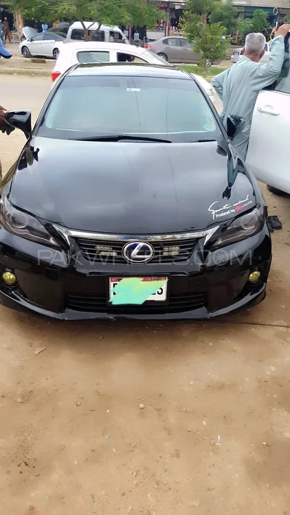 Lexus CT200h 2011 for Sale in Karachi Image-1