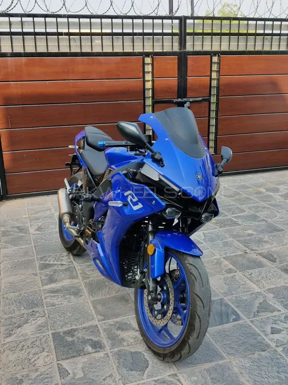 Yamaha YZF-R1 2023 for Sale Image-1