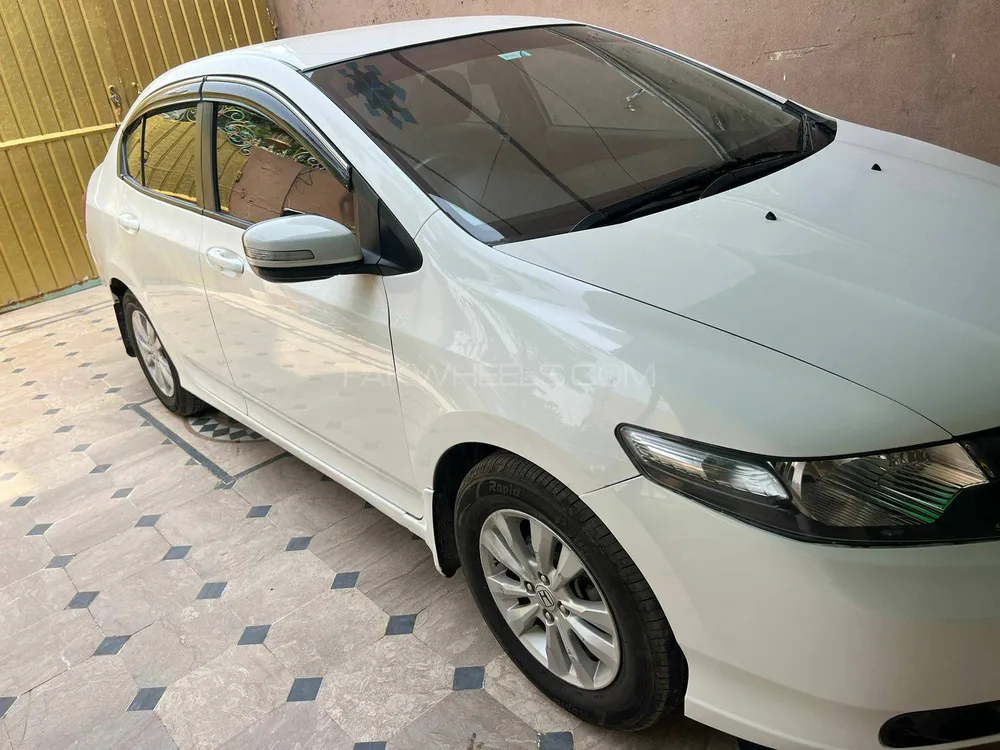 Honda City 2015 for Sale in Gujrat Image-1
