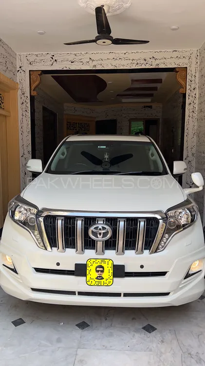 Toyota Prado 2015 for Sale in Peshawar Image-1