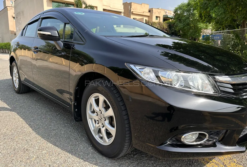 Honda Civic 2015 for Sale in Lahore Image-1