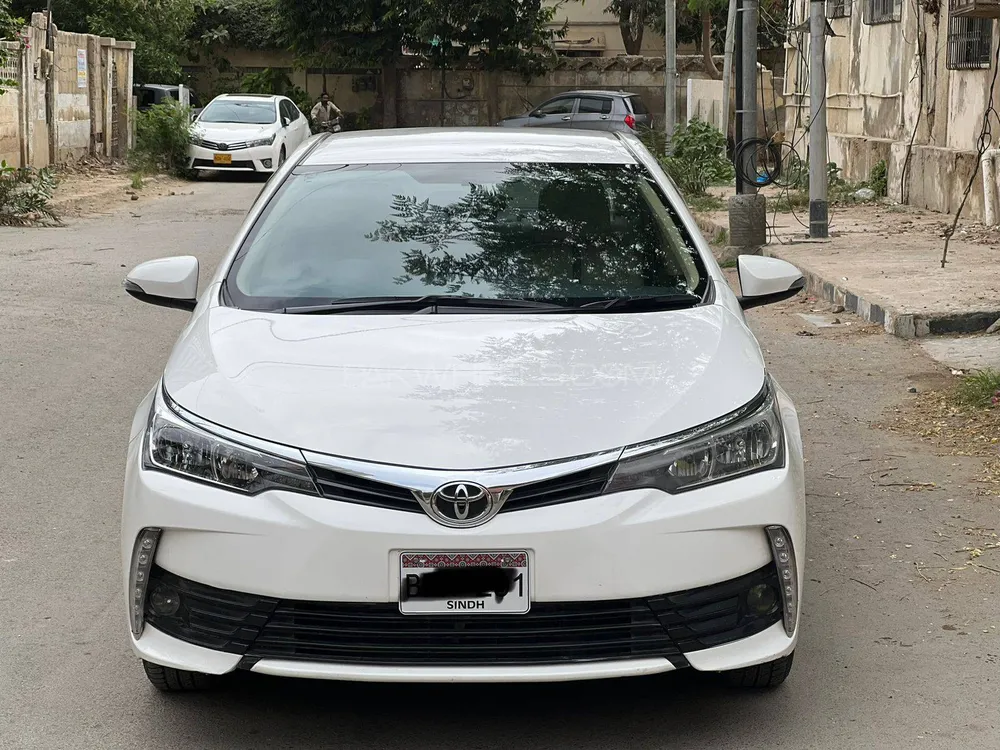 Toyota Corolla 2020 for Sale in Karachi Image-1