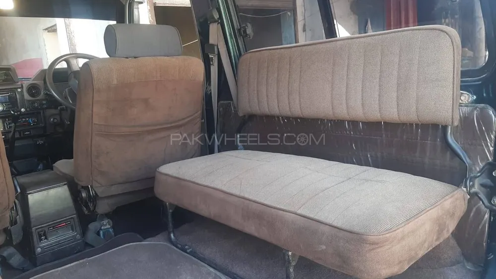 Toyota Land Cruiser 1985 for Sale in Haripur Image-1