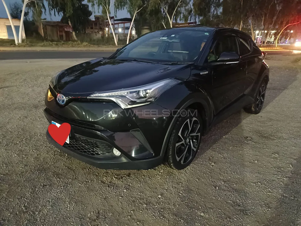 Toyota C-HR 2017 for Sale in Jehangira Image-1