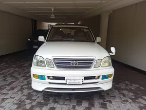Toyota Land Cruiser Cygnus 2003 for Sale