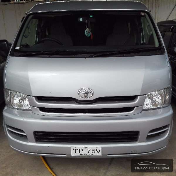 Toyota Hiace 2010 for Sale in Peshawar Image-1