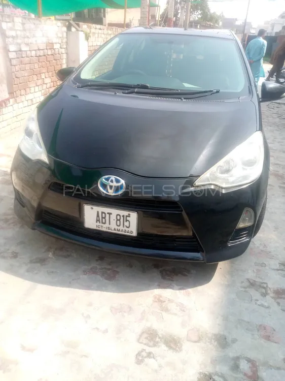 Toyota Aqua 2013 for Sale in Gujrat Image-1