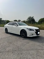 Toyota Crown Athlete 2015 for Sale