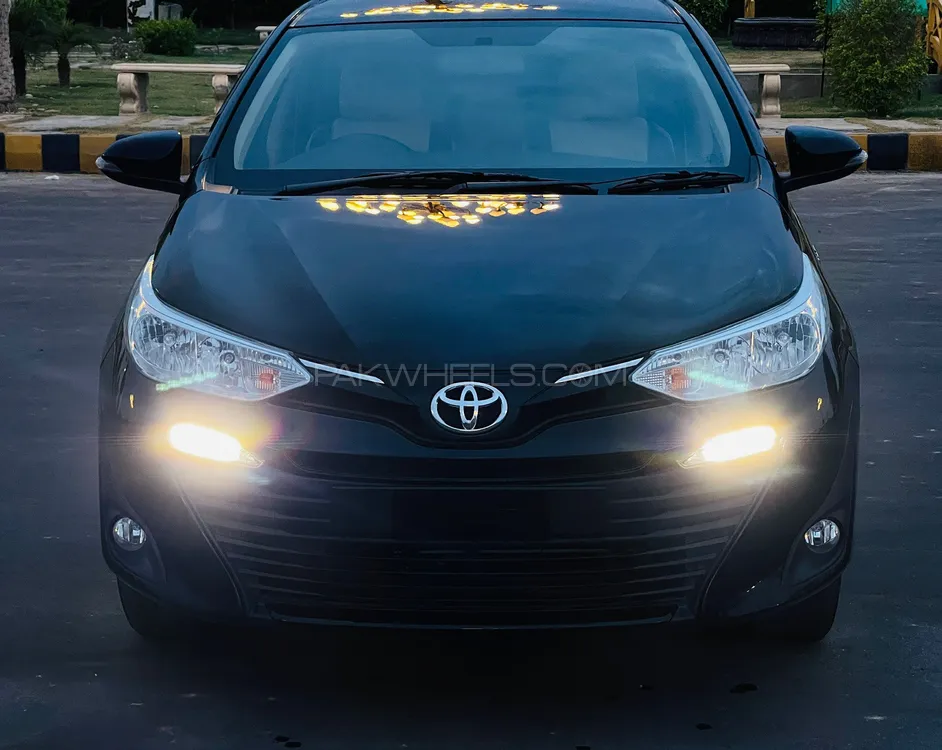 Toyota Yaris Sedan 2022 for Sale in Multan Image-1