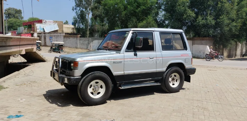 Mitsubishi Pajero 1986 for Sale in Dera ismail khan Image-1