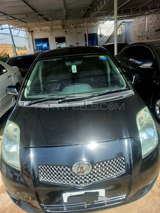 Toyota Vitz 2007 for Sale in Peshawar Image-1