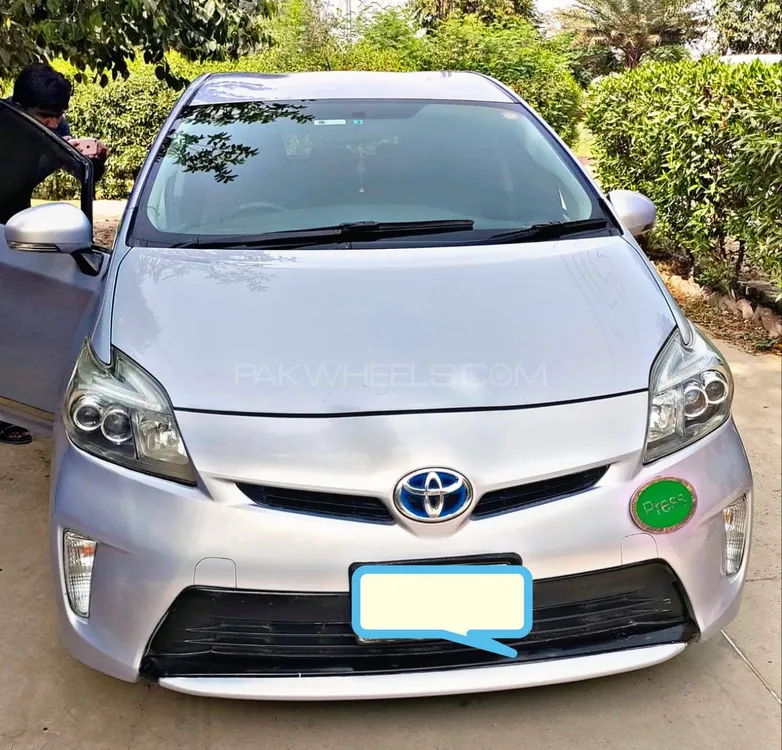 Toyota Prius 2015 for Sale in Faisalabad Image-1