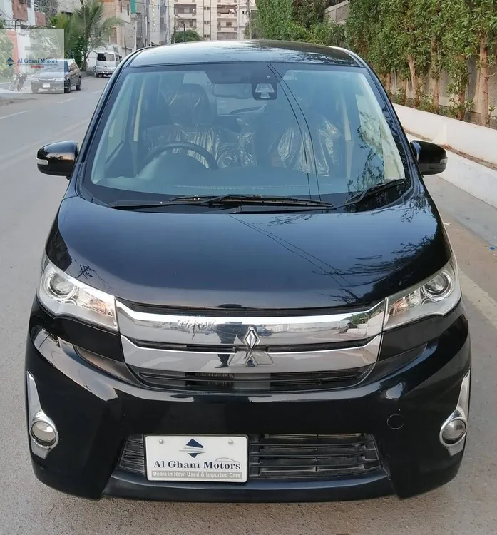 Mitsubishi EK Custom 2015 for Sale in Karachi Image-1