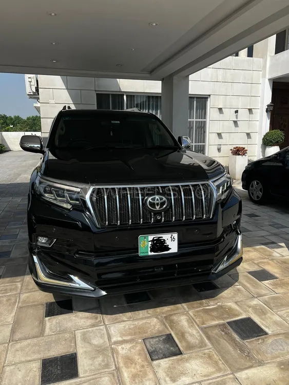Toyota Prado 2011 for Sale in Lahore Image-1