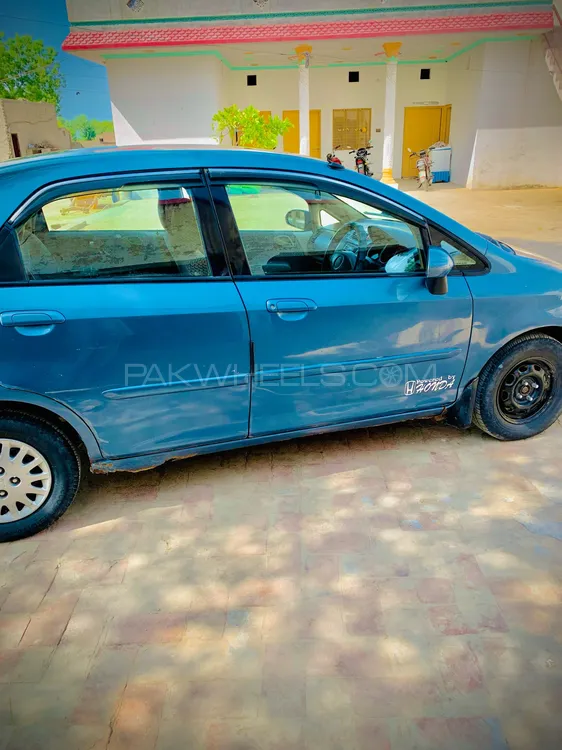 Honda City 2004 for Sale in Chishtian Image-1