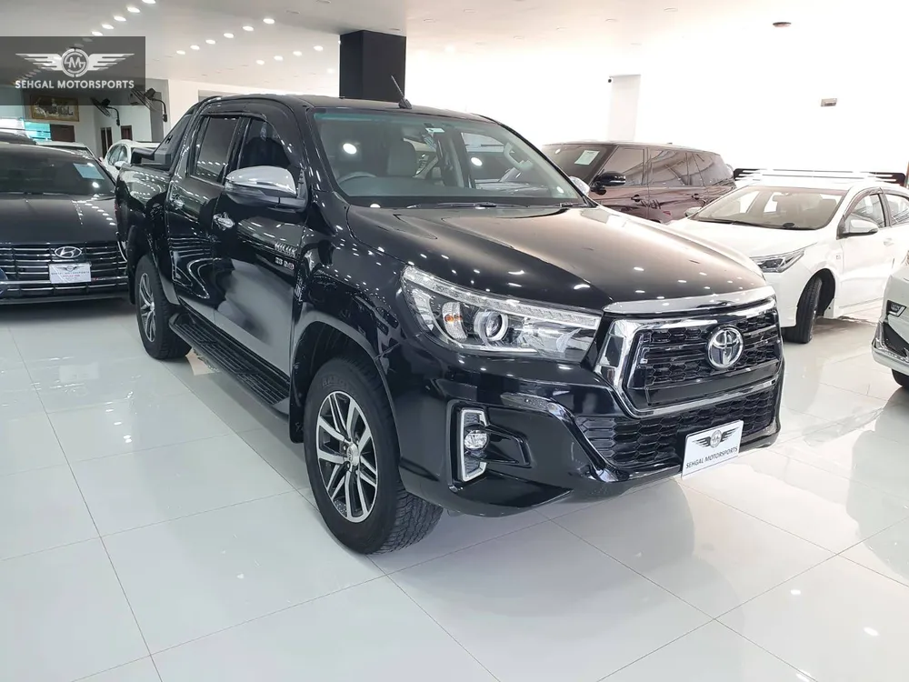 Toyota Hilux 2021 for Sale in Islamabad Image-1