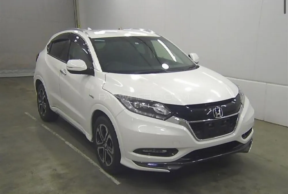 Honda Vezel 2017 for Sale in Peshawar Image-1