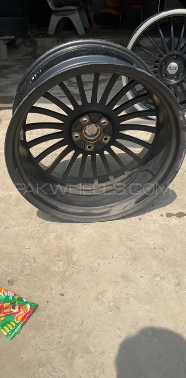 22 inch Land Rover  Image-1