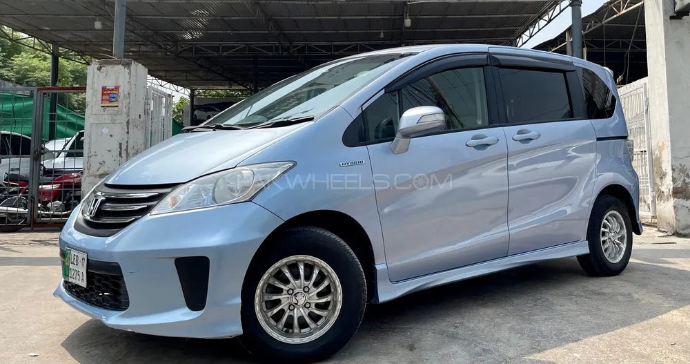 Honda Freed 2012 for Sale in Lahore Image-1