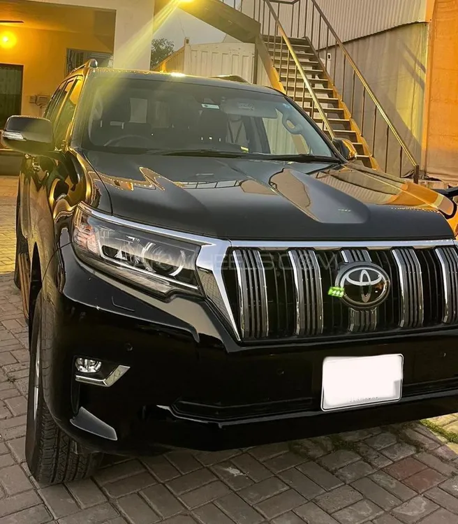 Toyota Prado 2018 for Sale in Islamabad Image-1