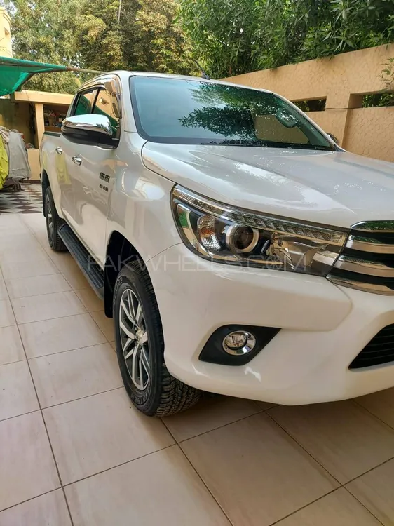 Toyota Hilux 2019 for Sale in Karachi Image-1