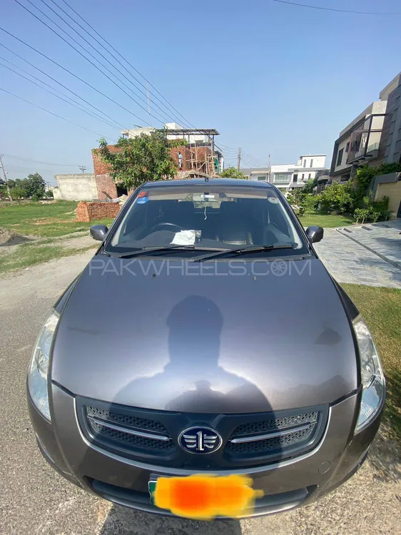 FAW V2 2018 for Sale in Lahore Image-1
