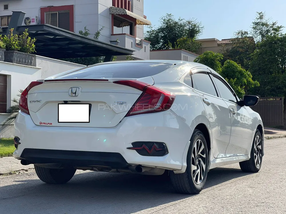 Honda Civic 2016 for Sale in Islamabad Image-1