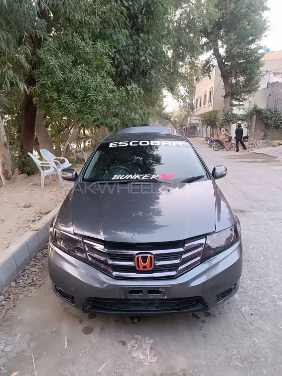 Honda City 2015 for Sale in Okara Image-1