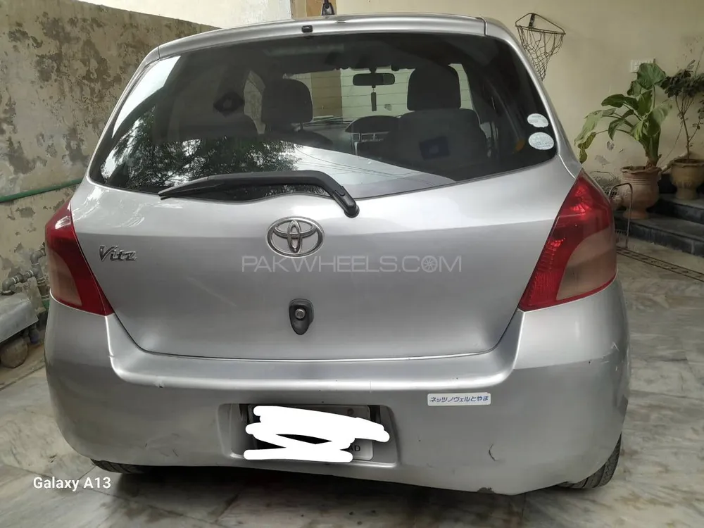 Toyota Vitz 2005 for Sale in Rawalpindi Image-1