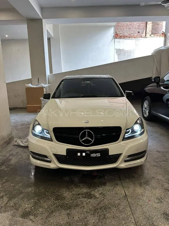 Mercedes Benz Cl Class 2010 for sale in Lahore