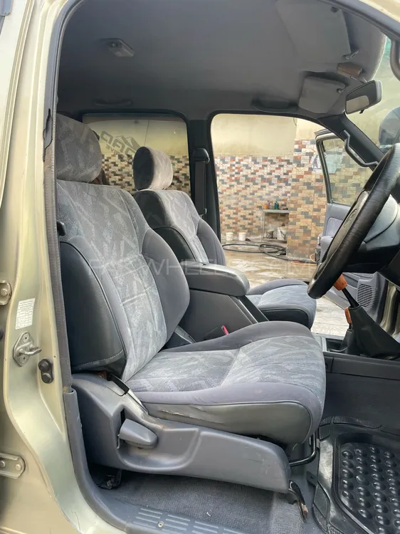 Toyota Hilux 2002 for Sale in Bahawalpur Toyota Hilux 2002 for Sale in Bahawalpur Image-15