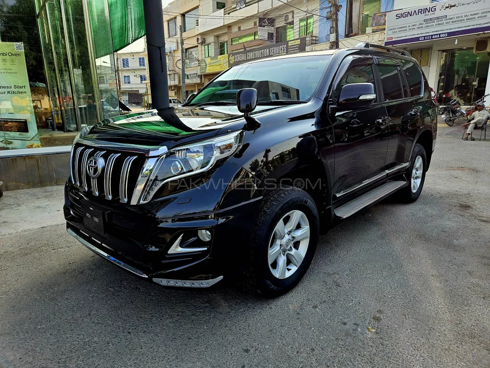 Toyota Prado 2016 for Sale in Multan Image-1