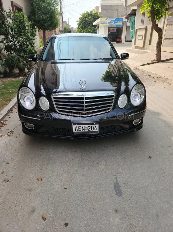 Mercedes Benz E Class 2008 for Sale in Sahiwal Image-1