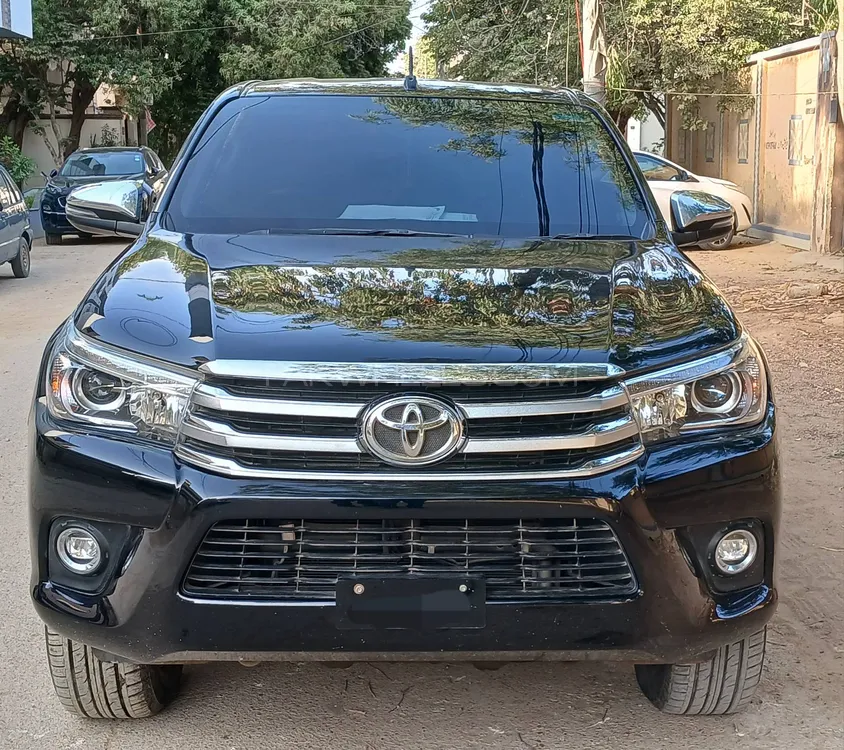 Toyota Hilux 2019 for Sale in Karachi Image-1